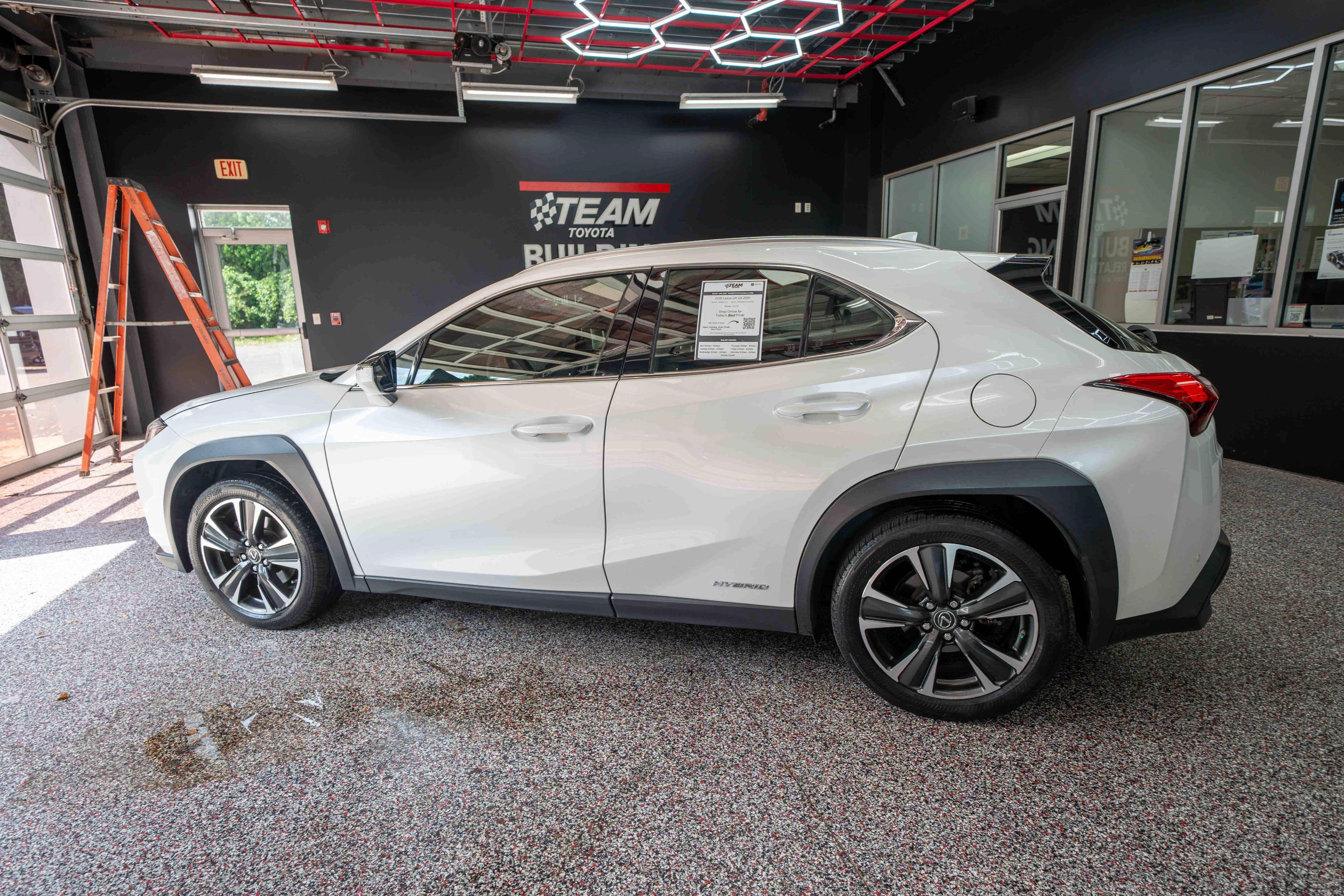 Used 2020 Lexus UX 250h w/ Premium Package AWD/4WD image 2