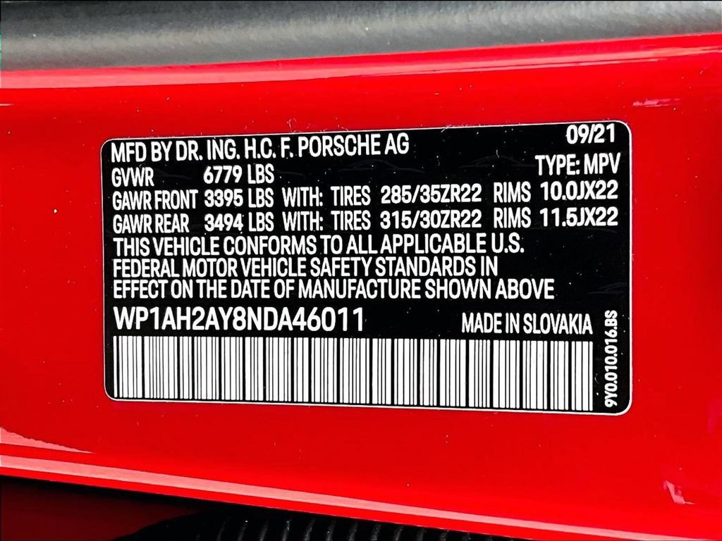 Certified 2022 Porsche Cayenne Turbo S AWD/4WD image 26