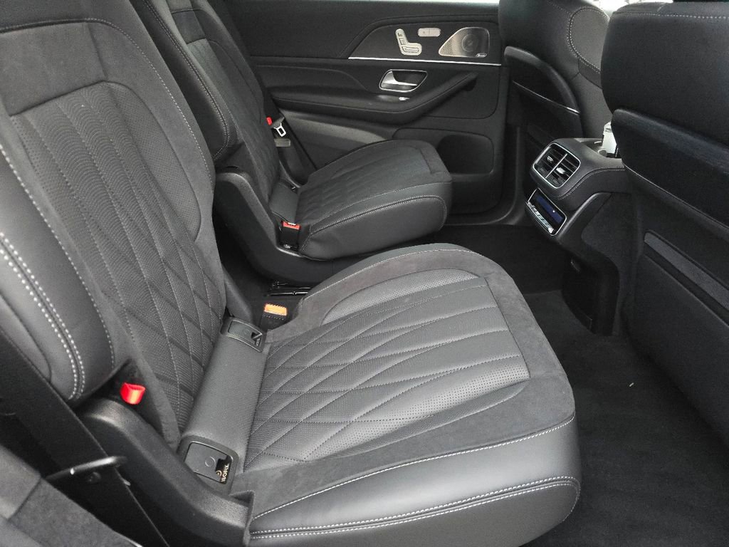 New 2026 Mercedes-Benz GLS 63 AMG 4MATIC image 20
