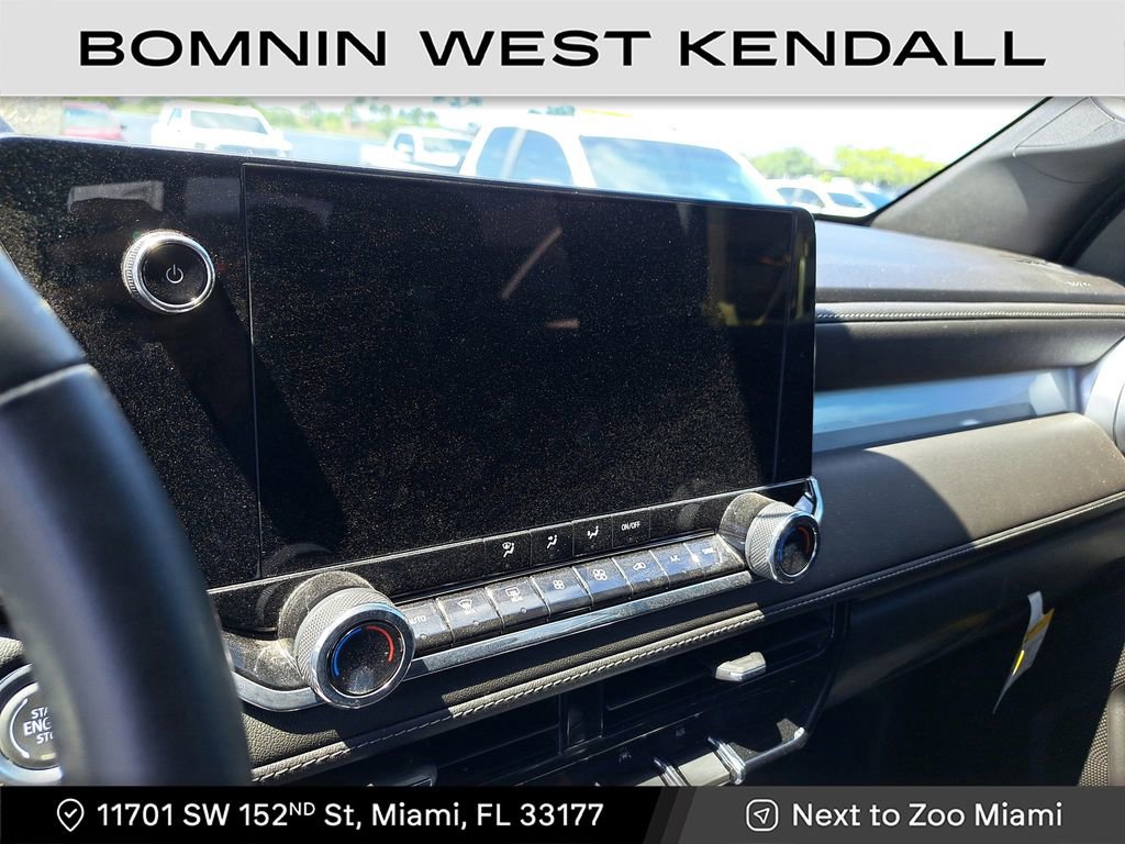 Used 2024 Chevrolet Colorado LT w/ LT Convenience Package image 26