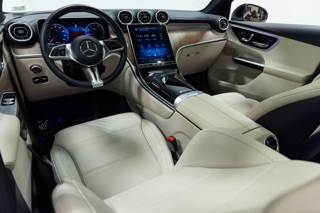 Used 2024 Mercedes-Benz GLC 300 4MATIC image 20