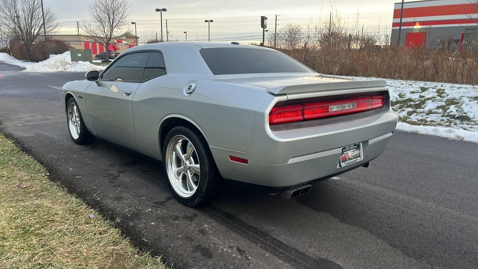 Used 2012 Dodge Challenger R/T image 7