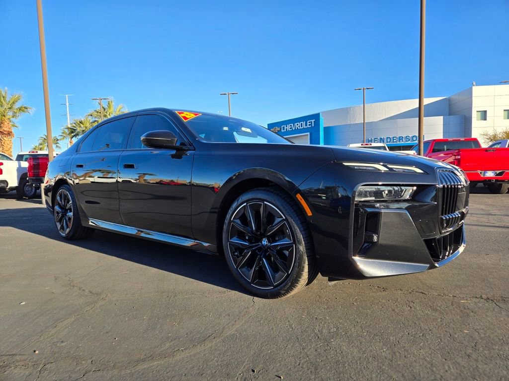 Used 2023 BMW 760i xDrive w/ Parking Assistance Package image 1