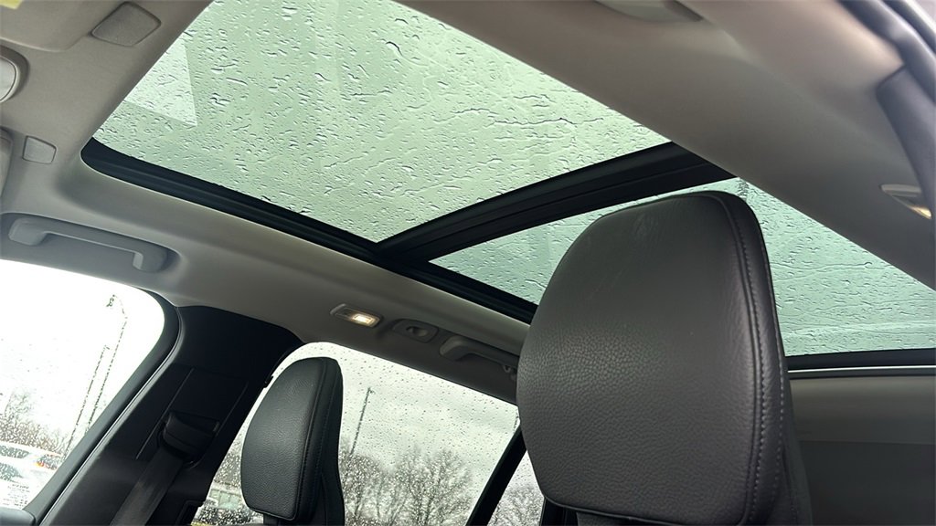 Certified 2023 Volvo XC90 B6 Core w/ Climate Package image 11