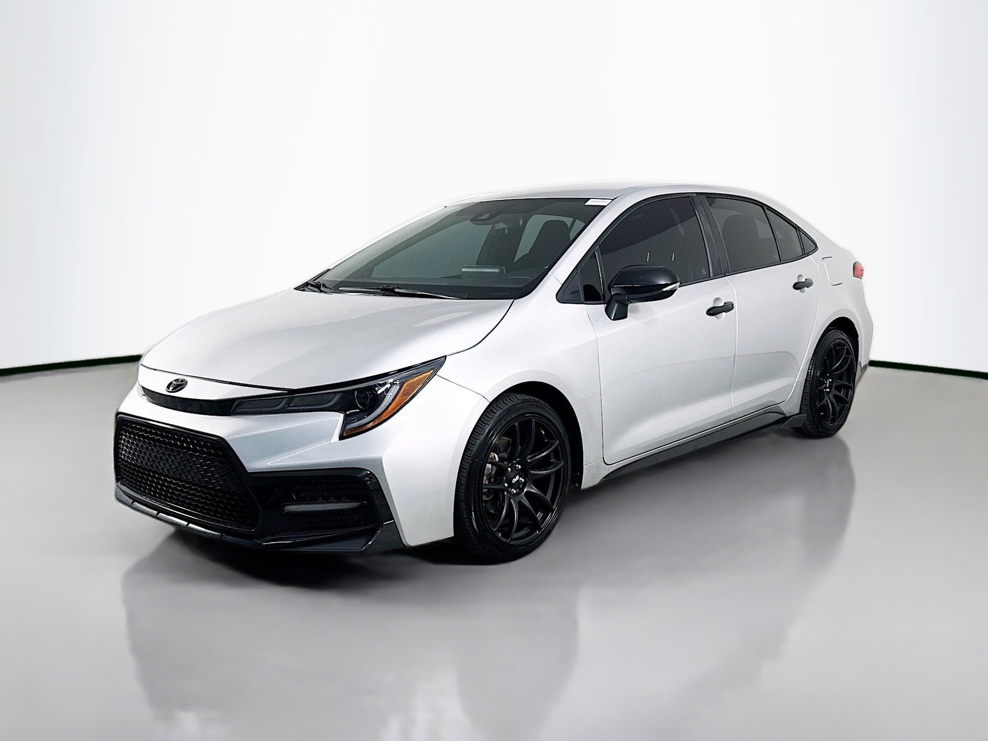 Used 2020 Toyota Corolla SE FWD image 4