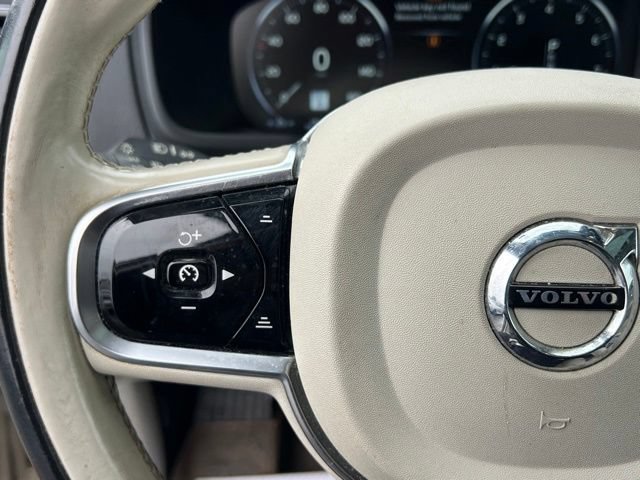 Used 2016 Volvo XC90 T6 Momentum w/ Protection Package Plus AWD/4WD image 20