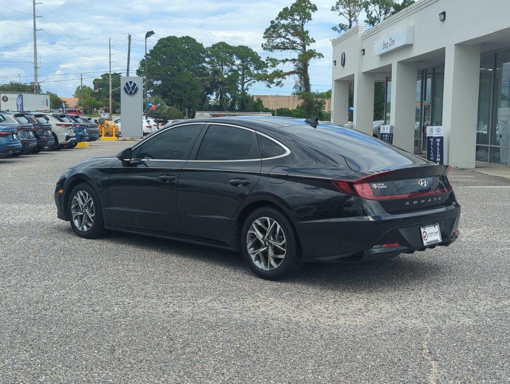 Used 2023 Hyundai Sonata SEL w/ Convenience Package FWD image 5