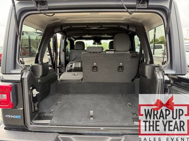 Used 2024 Jeep Wrangler Unlimited w/ Convenience Group image 38