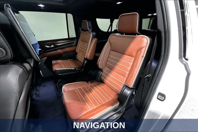 Used 2024 GMC Yukon XL Denali Ultimate AWD/4WD image 30