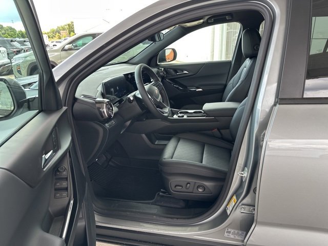 New 2026 Chevrolet Equinox LT w/ Convenience Package II image 14