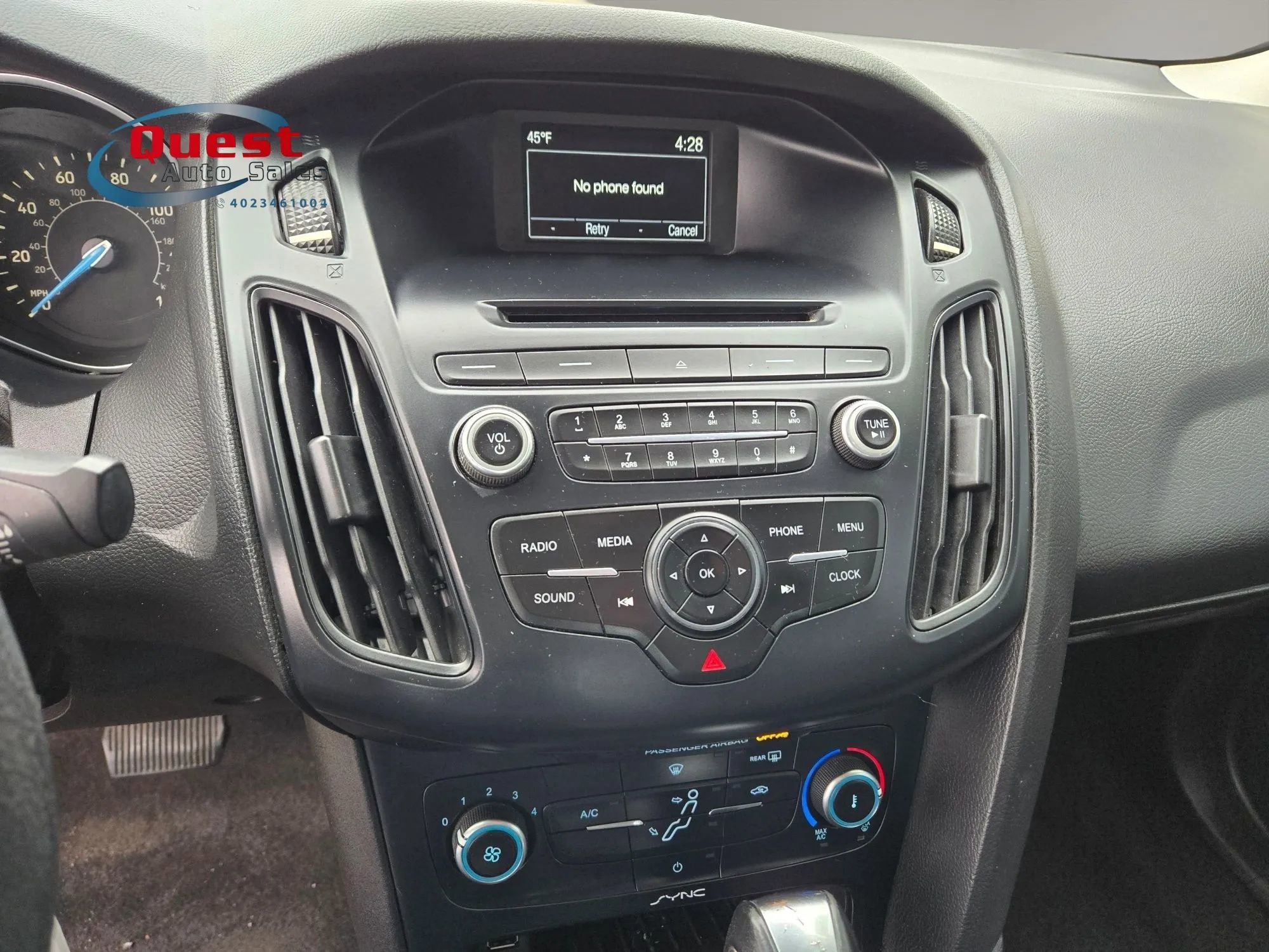 Used 2016 Ford Focus SE FWD image 28