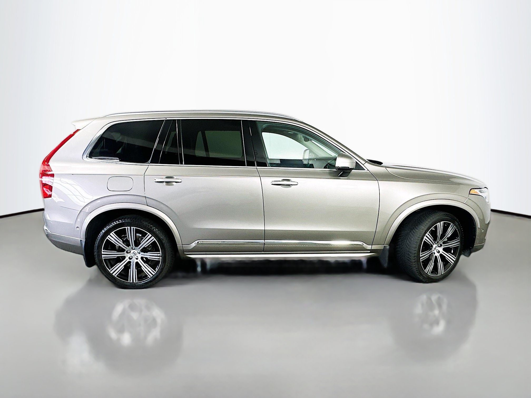 Used 2021 Volvo XC90 T6 Inscription w/ Advanced Package AWD/4WD image 10