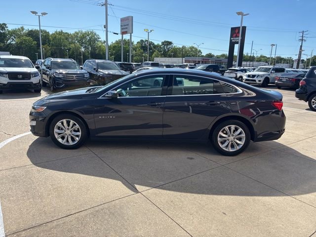 Used 2025 Chevrolet Malibu LT image 4