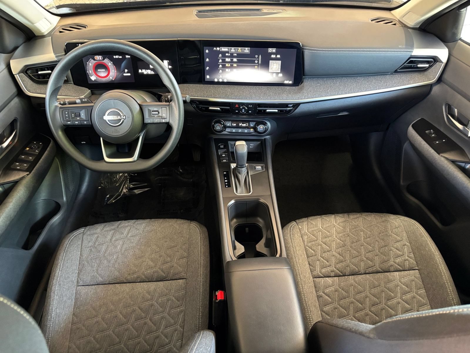 Used 2026 Nissan Kicks SV w/ Cold Weather Package AWD/4WD image 32