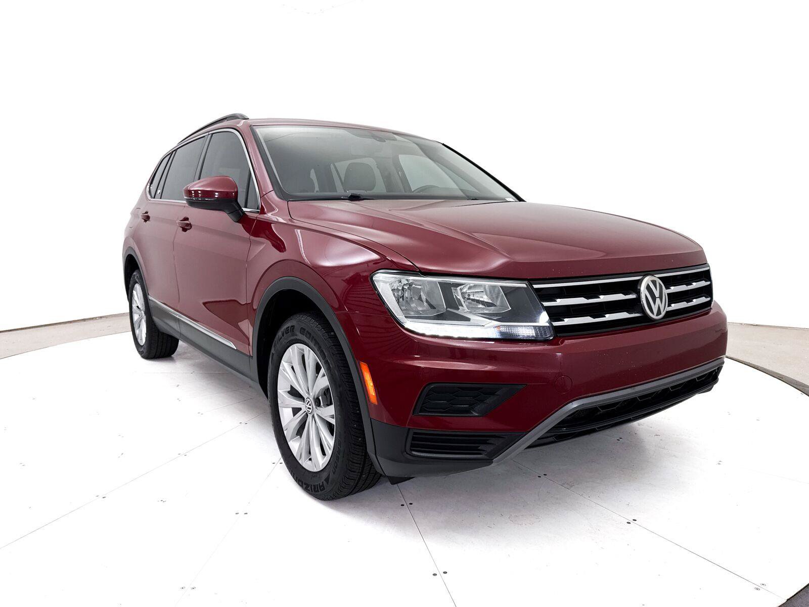 Used 2018 Volkswagen Tiguan SE FWD image 1
