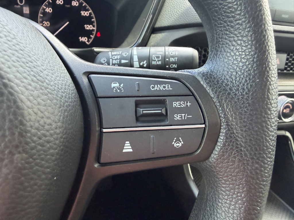 Used 2025 Honda CR-V EX image 33