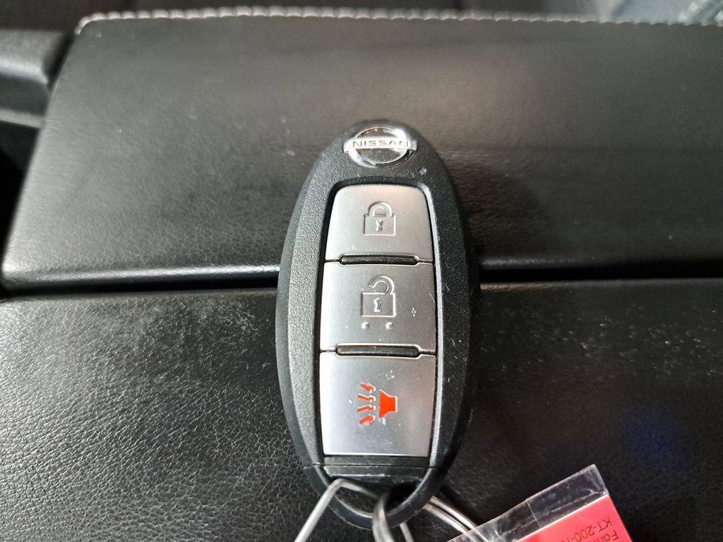 Used 2021 Nissan Rogue S image 25