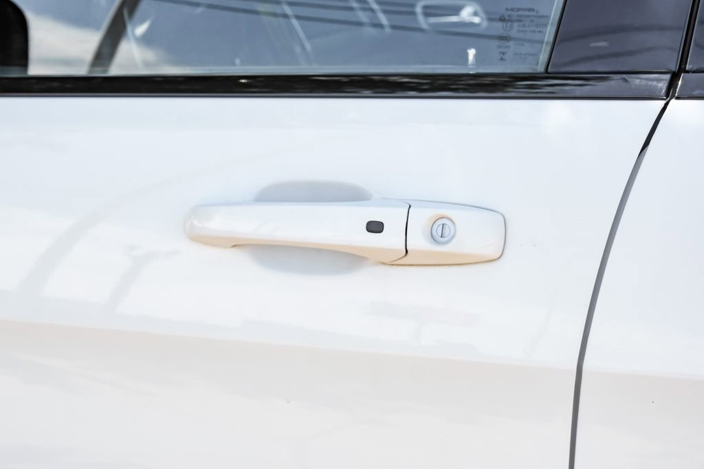 Used 2019 Jeep Grand Cherokee Altitude image 52