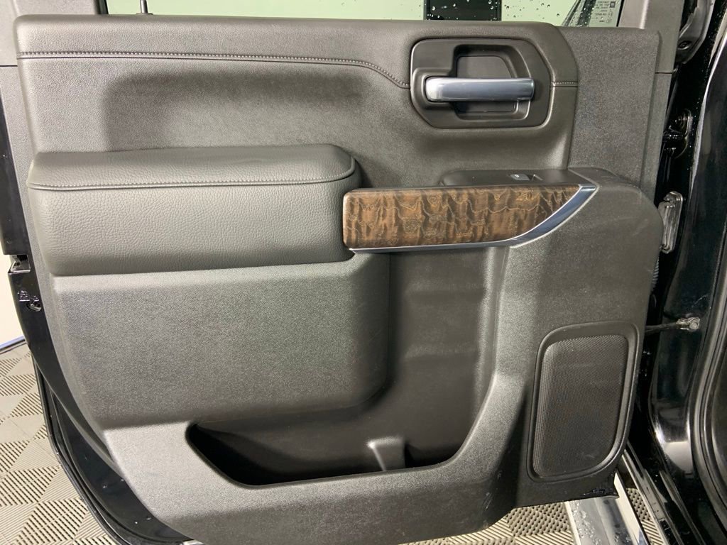 Used 2020 GMC Sierra 3500 Denali w/ Denali Ultimate Package image 19