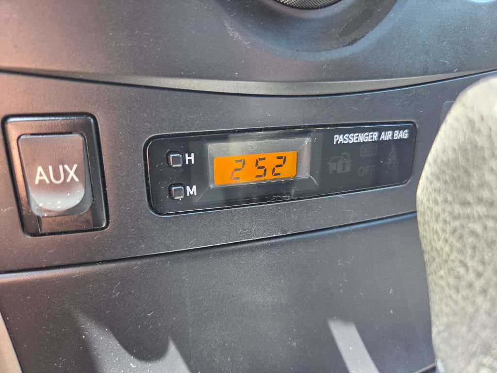 Used 2010 Toyota Corolla LE FWD image 20