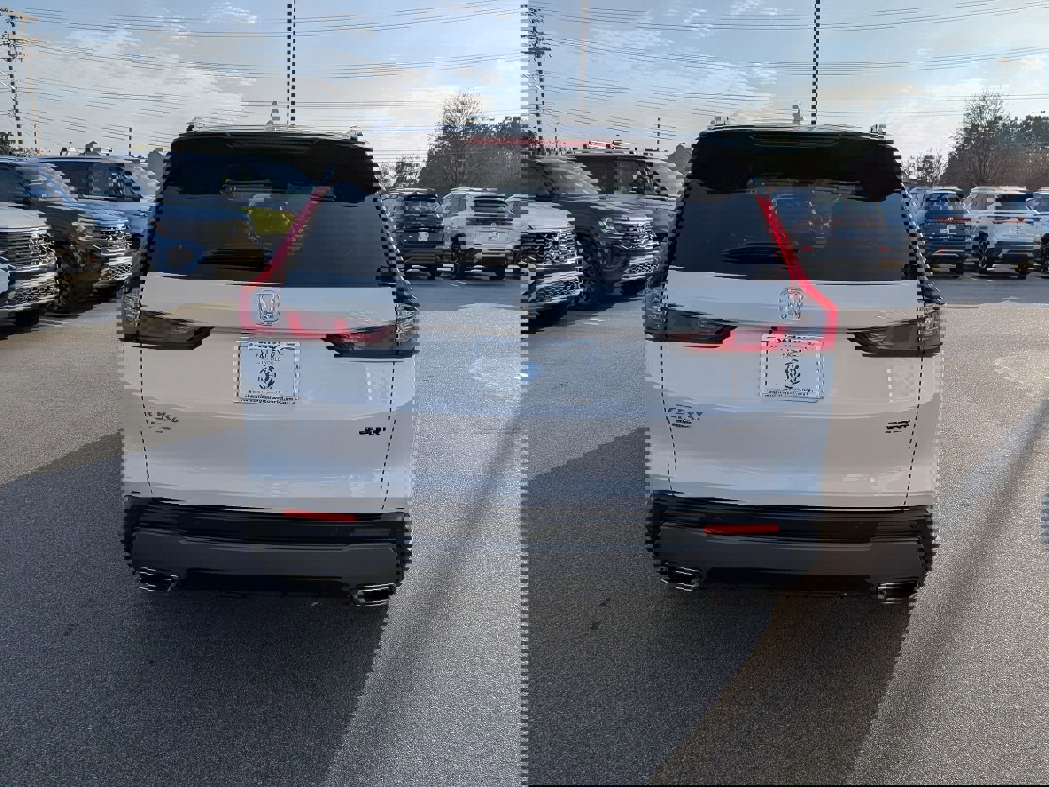 Used 2025 Honda CR-V Sport-L image 4