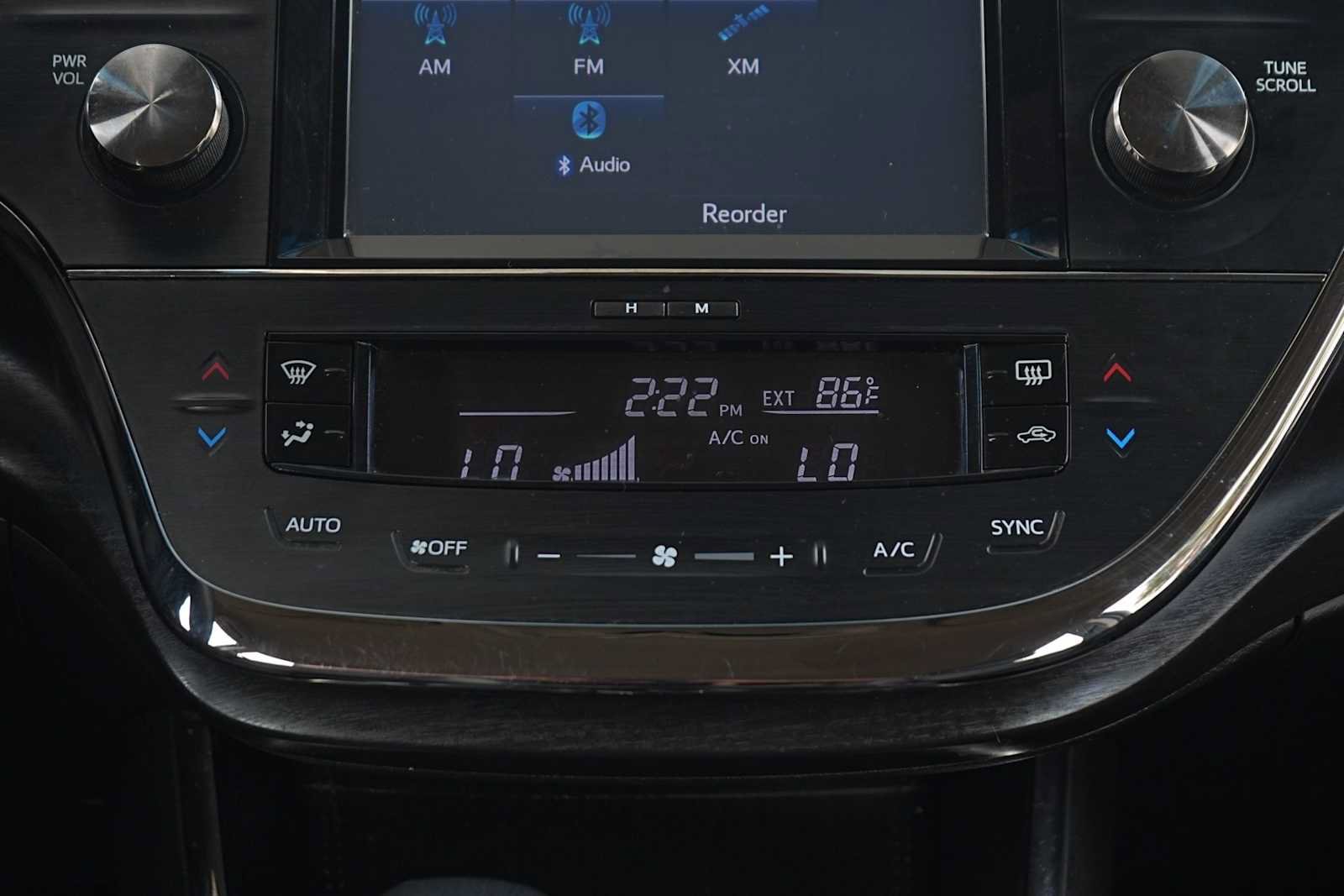 Used 2018 Toyota Avalon XLE FWD image 20