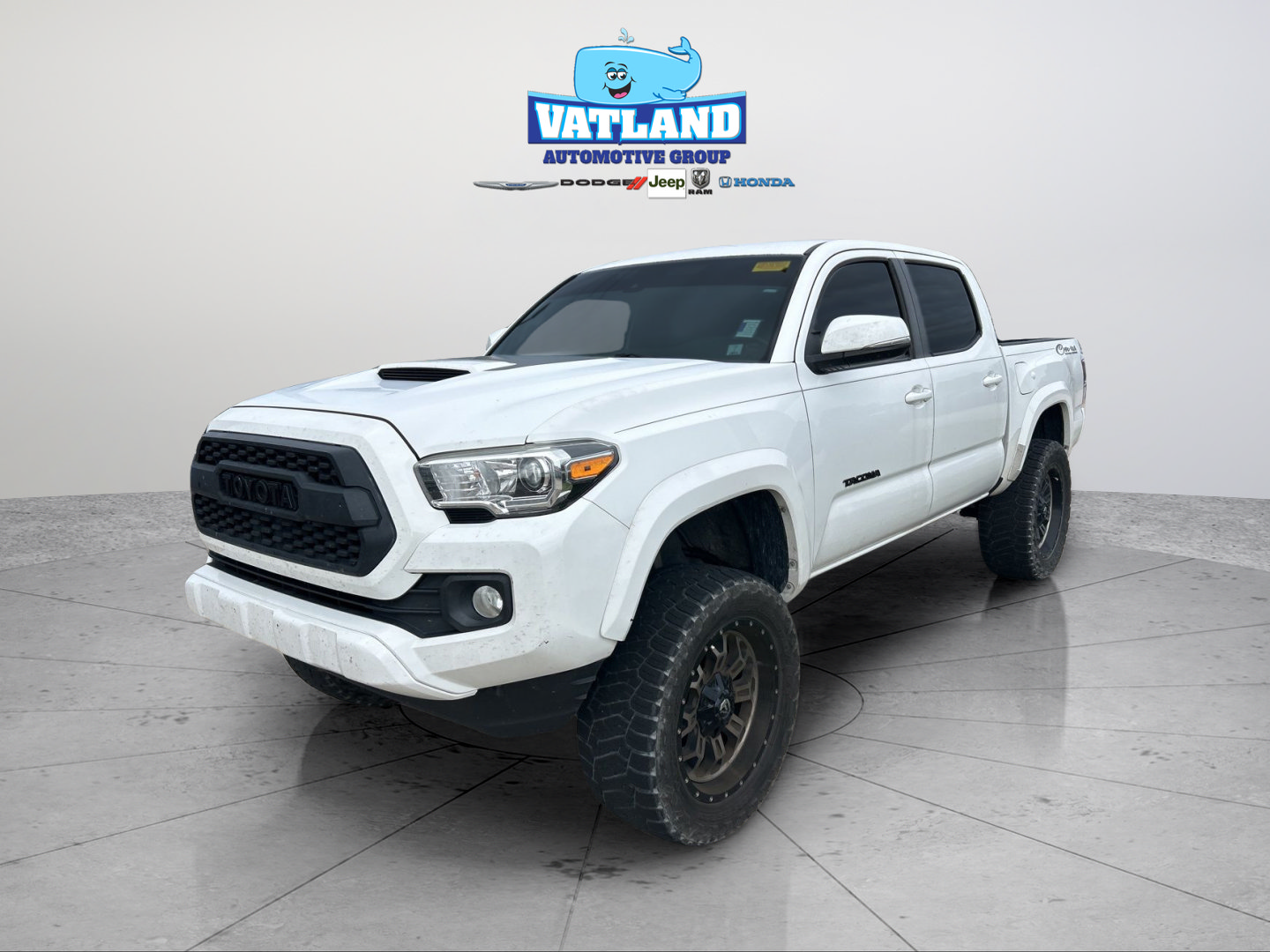 Used 2020 Toyota Tacoma TRD Sport AWD/4WD image 20