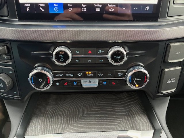 Used 2025 Ford F250 Platinum image 28