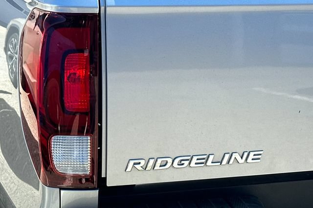 Used 2017 Honda Ridgeline RTL-E image 8
