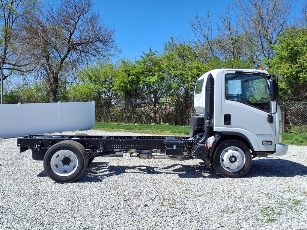 New 2025 Chevrolet Low Cab Forward 5500HG image 2
