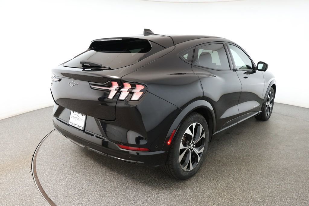 Used 2021 Ford Mustang Mach-E Premium image 4