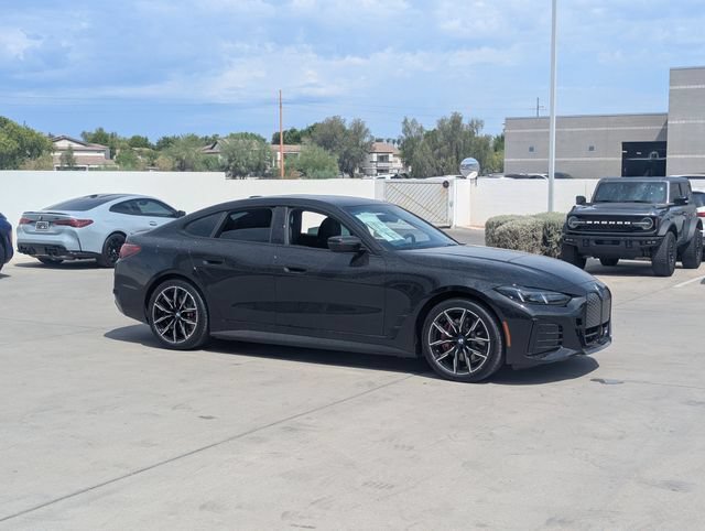 New 2026 BMW i4 eDrive40 w/ M Sport Package RWD image 3