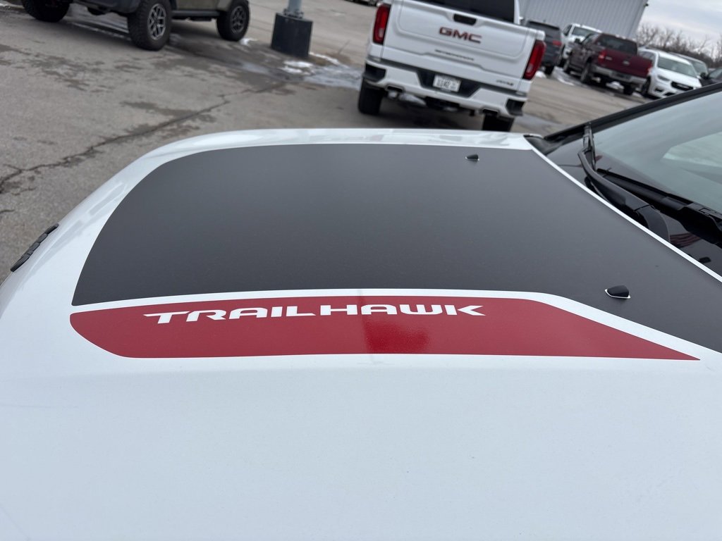 Used 2023 Jeep Compass Trailhawk image 9