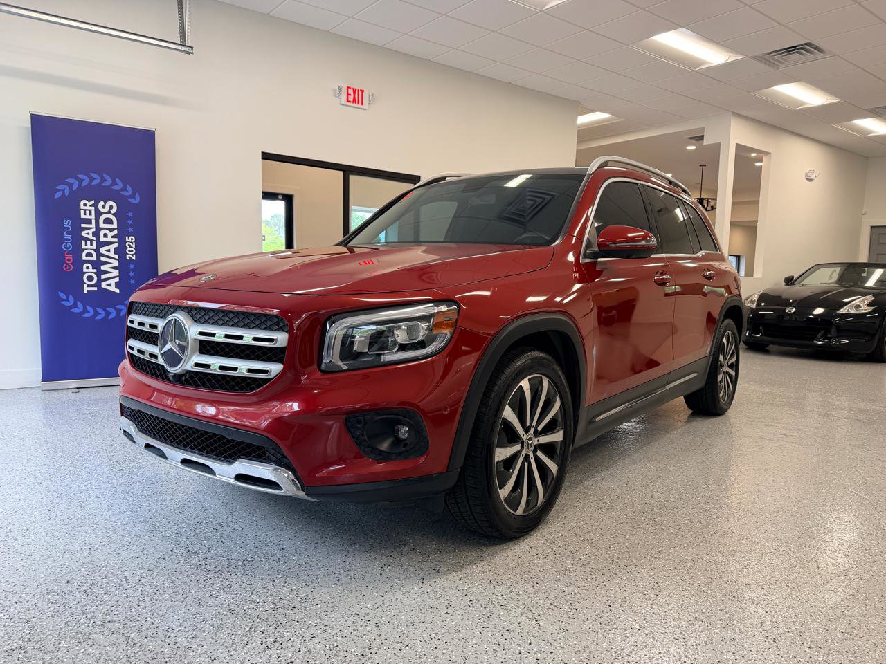 Used 2020 Mercedes-Benz GLB 250 image 4