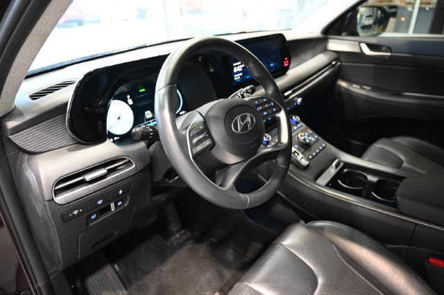 Used 2023 Hyundai Palisade Limited AWD/4WD image 24