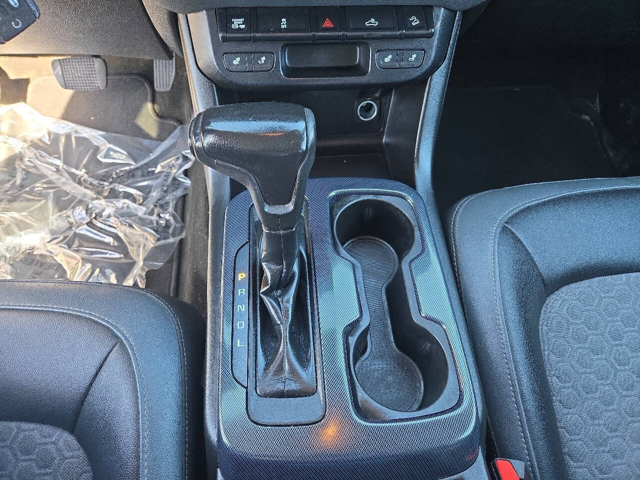 Used 2017 Chevrolet Colorado Z71 AWD/4WD image 18