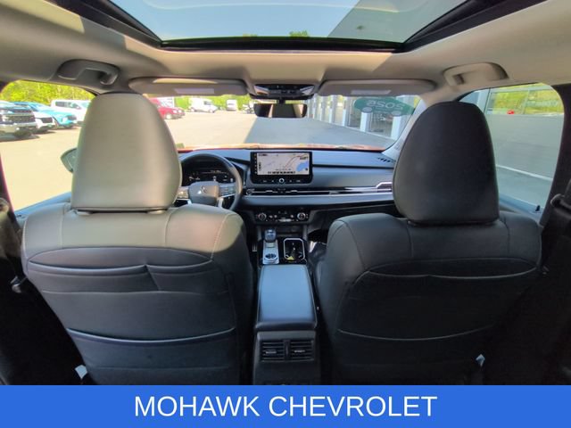 Used 2025 Mitsubishi Outlander SEL AWD/4WD image 22