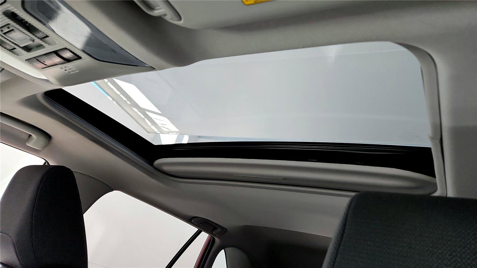 Certified 2019 Toyota RAV4 XLE w/ Convenience Package image 26