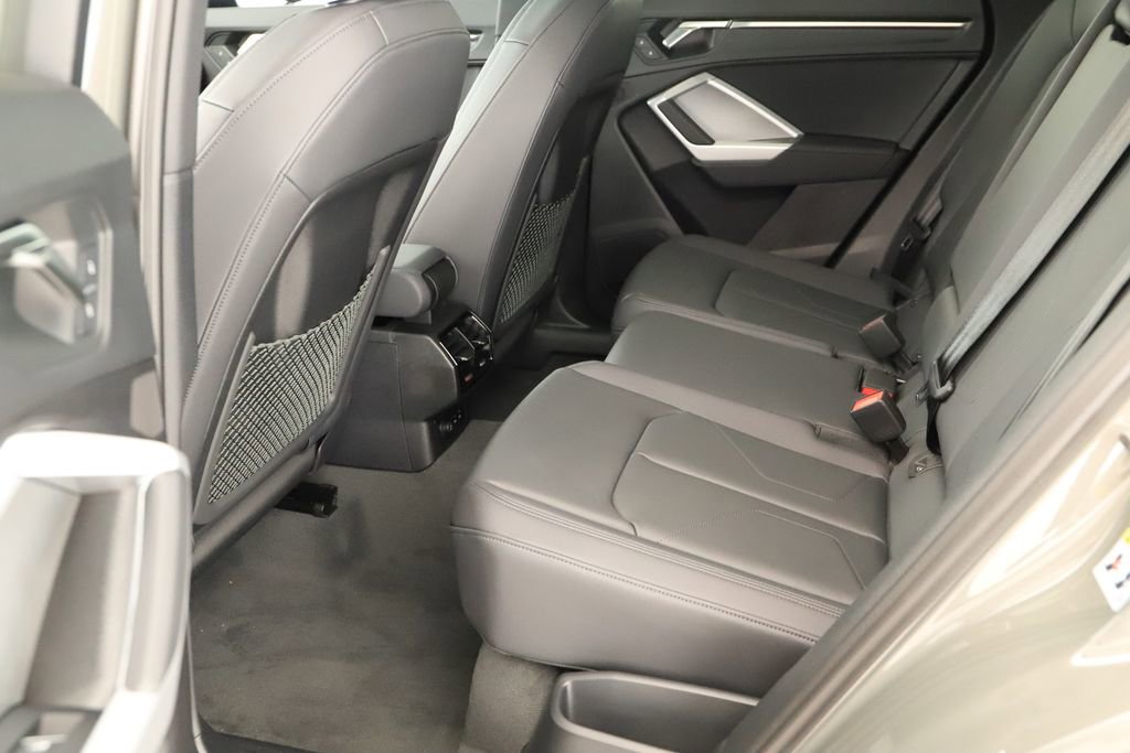 New 2025 Audi Q3 2.0T Premium image 29
