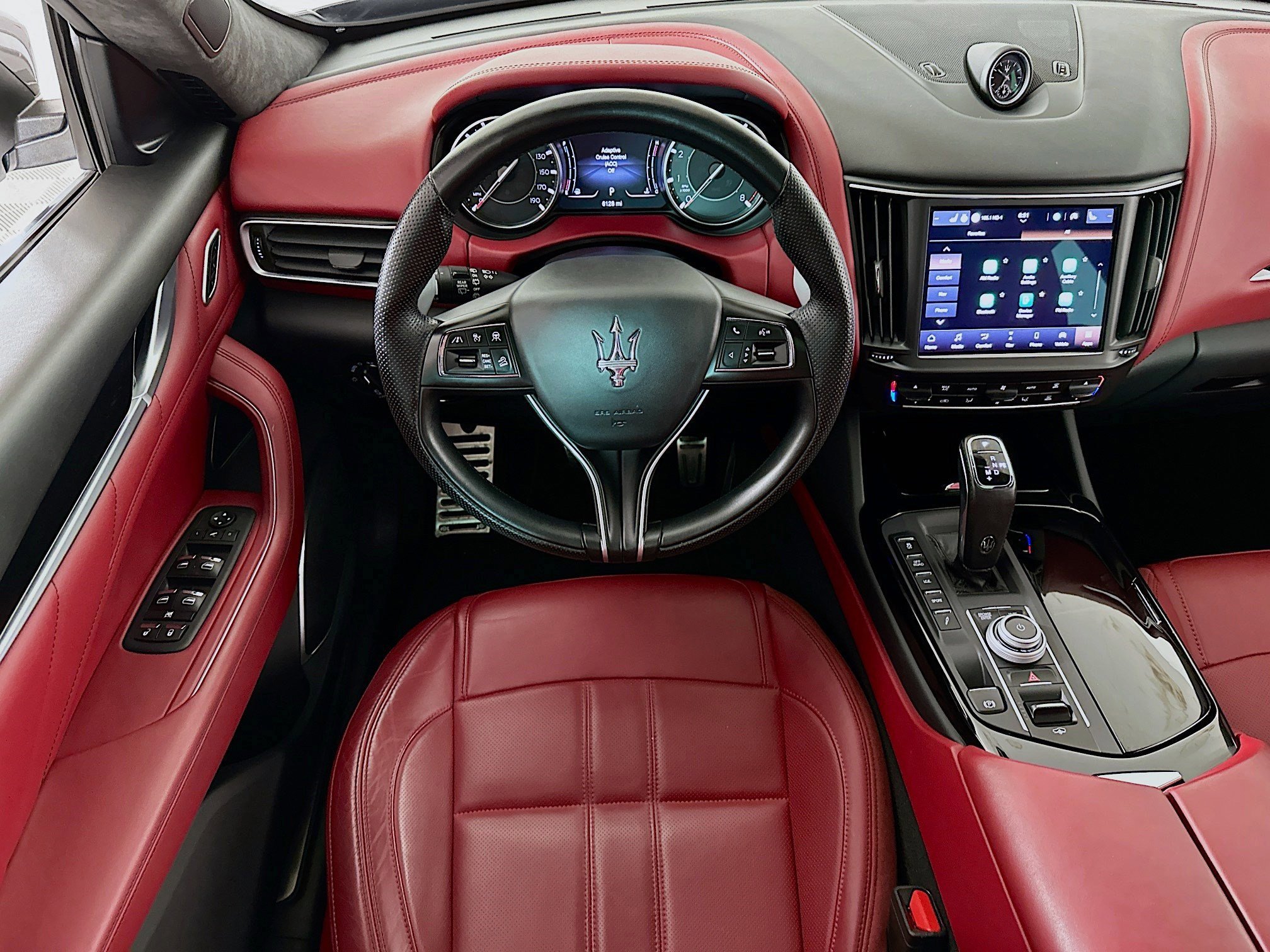 Used 2023 Maserati Levante Modena image 21