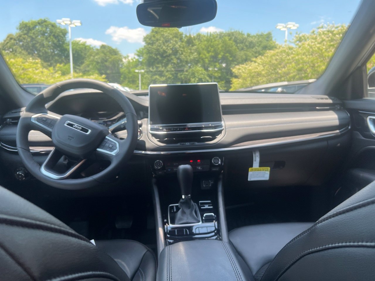 New 2026 Jeep Compass Latitude AWD/4WD image 21