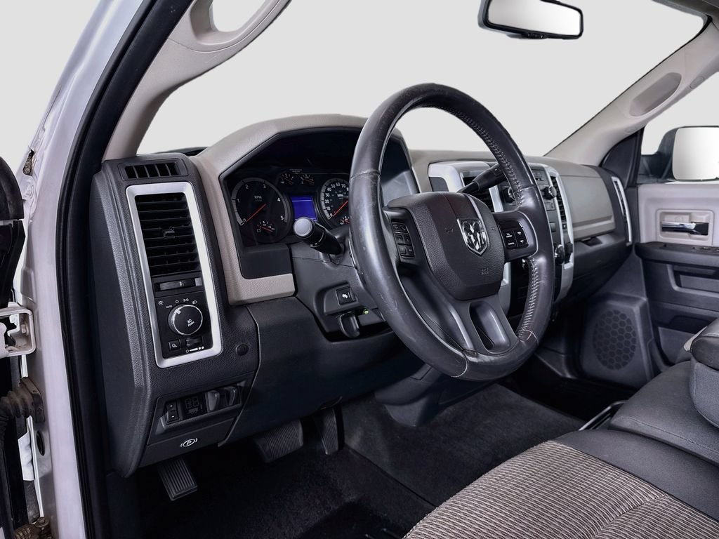 Used 2012 RAM 3500 SLT w/ Technology Group AWD/4WD image 9