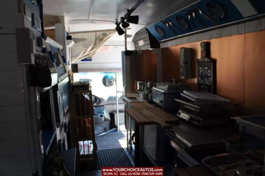 Used 2006 Ford E-450 and Econoline 450 image 15