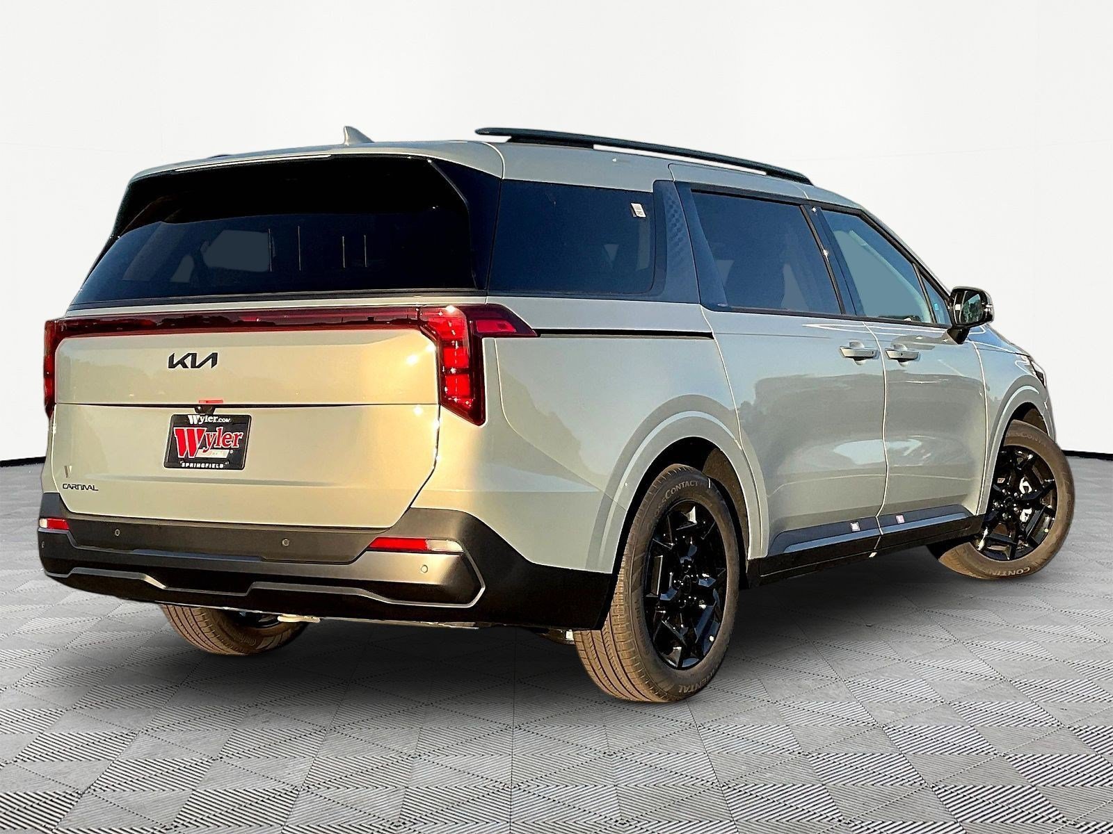 New 2027 Kia Carnival EX FWD image 7