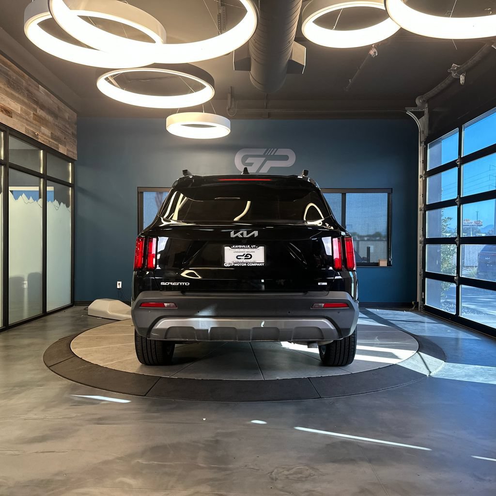Used 2023 Kia Sorento SX Prestige AWD/4WD image 4