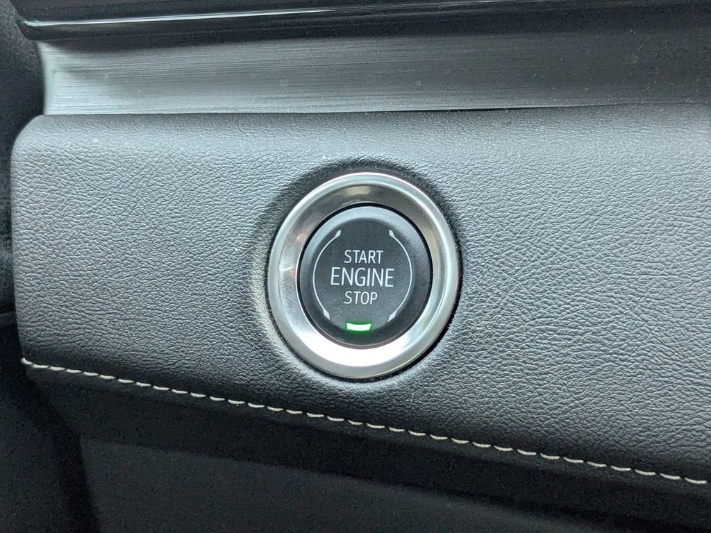 Certified 2024 Cadillac Escalade ESV Sport w/ Touring Package image 36