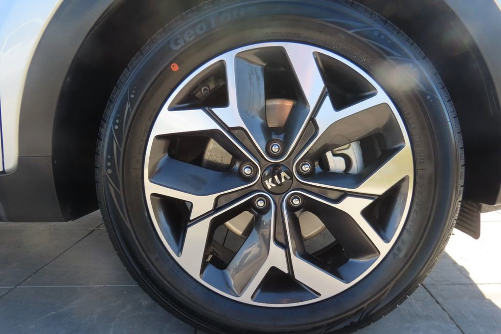 Used 2020 Kia Sportage EX image 29