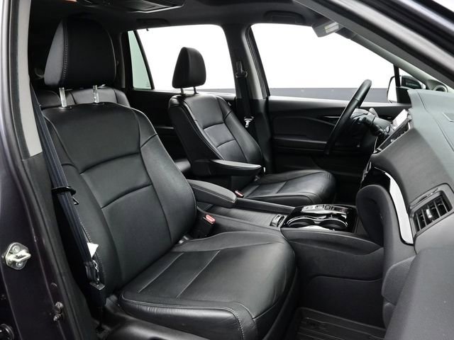 Used 2019 Honda Pilot Touring image 18