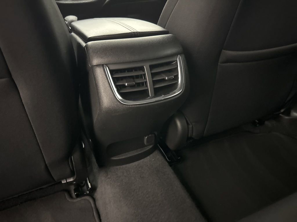 Used 2024 Chevrolet Malibu LT image 33