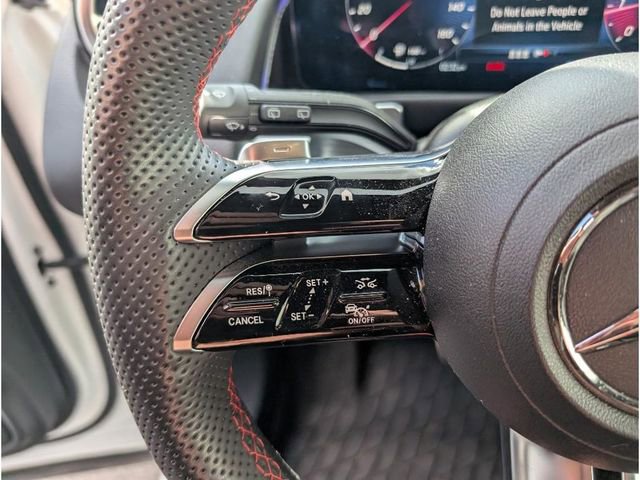 Used 2024 Mercedes-Benz GLB 250 4MATIC image 19